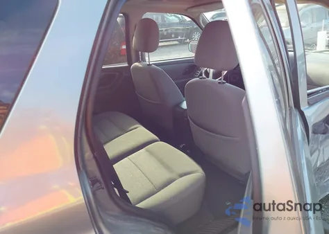 2005 Ford Escape Xlt из США, поврежденный, VIN 1FMYU93165KB95125